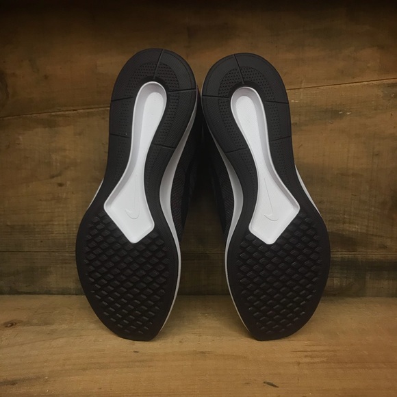 Nike DualTone BRAND NEW - Picture 6 of 6